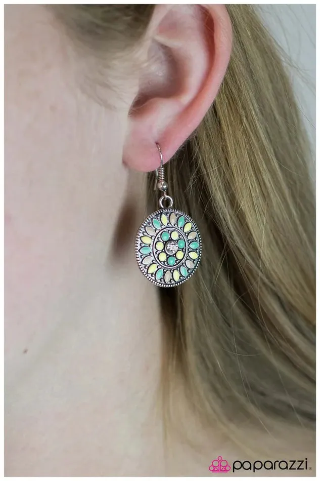 Paparazzi Jewelry Earrings Paparazzi Earring Dont Touch That Sundial Multi