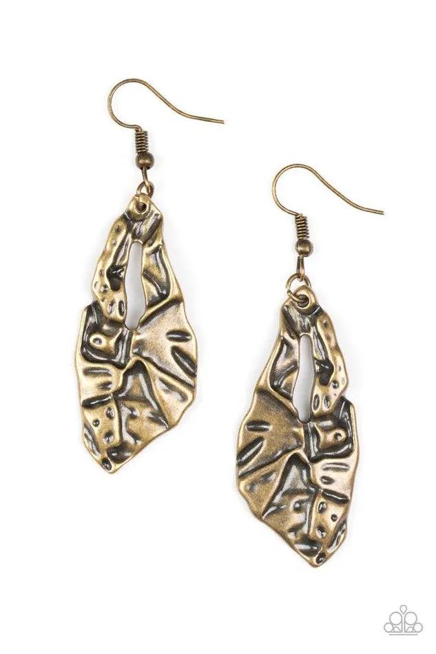 Paparazzi Jewelry Paparazzi Earring Cave Cavalier Brass Earrings