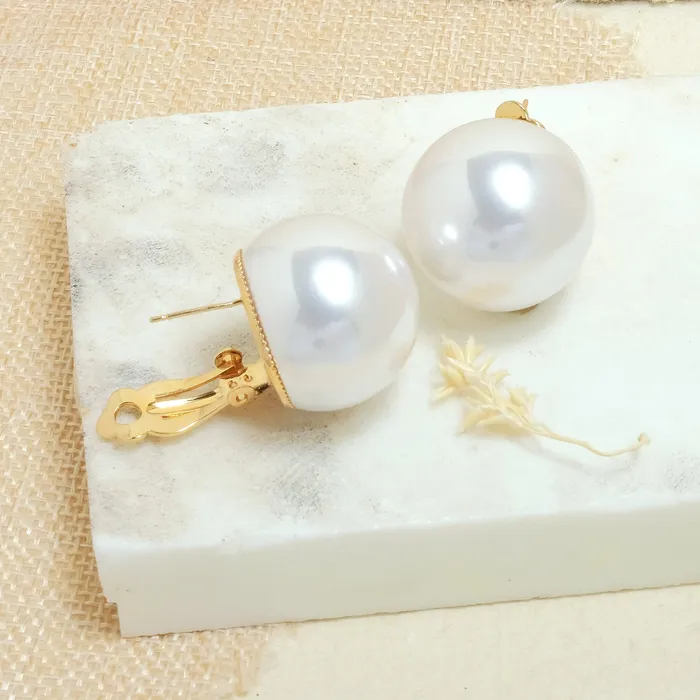 Earrings Upakarna Statement Pearl Ball Earrings