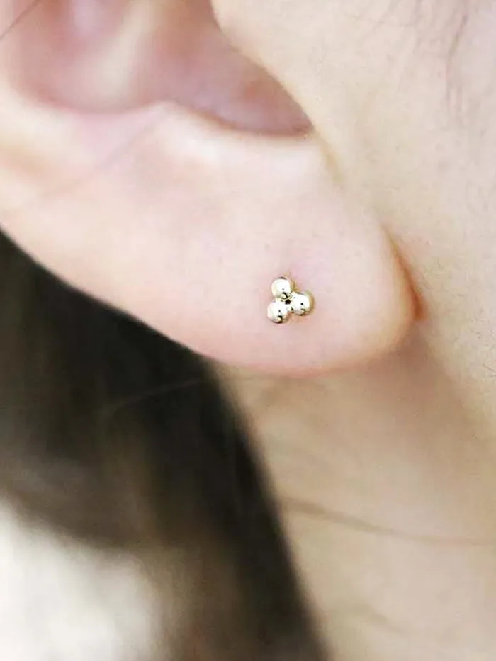 MinimalBijoux Earrings 14K Gold Triangle Ball Cubic Cartilage Earring 18G16G
