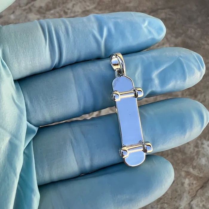 925 Sterling Silver Skateboard Iced Flooded Out Moissanite Pendant Bling Cartel Necklaces 925 Sterling Silver Skateboard Iced Flooded Out Moissanite Pendant Bling Cartel Necklaces