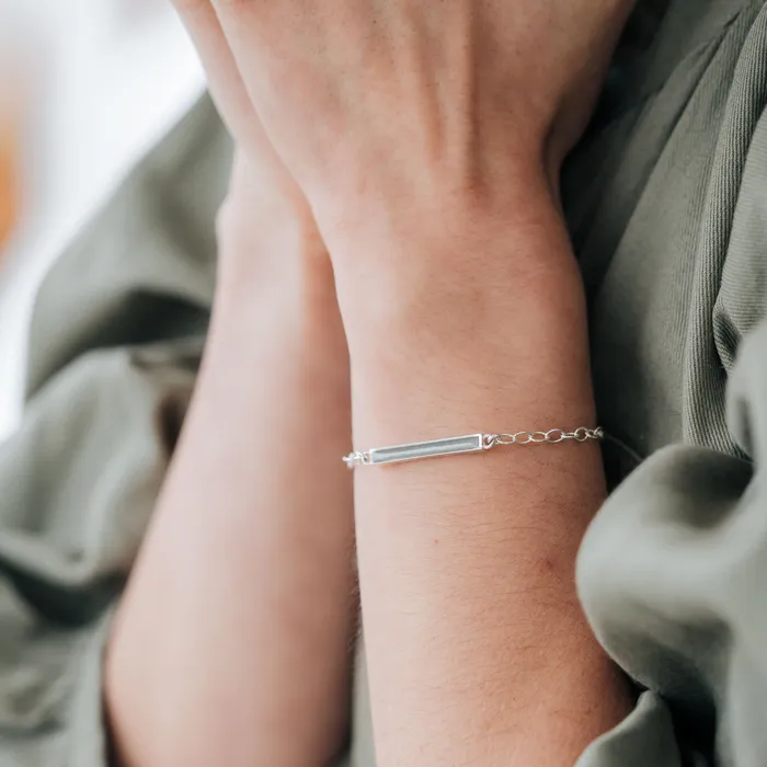 closebymejewelry Bracelets Thin Lateral Bar Chain Cremation Bracelet in 14K Yellow Gold