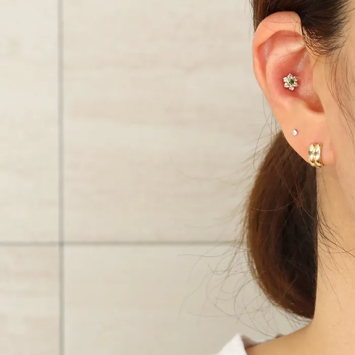 from J Shop Chunky Double Line Huggie Earrings Earrings from J Shop Chunky Double Line Huggie Earrings Earrings