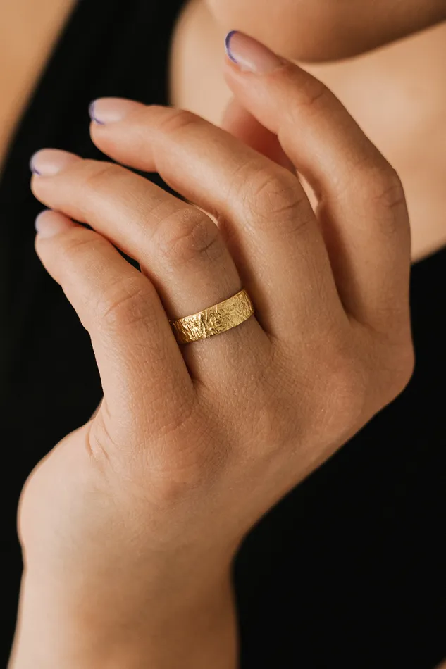 Kty Rings Crumpled Foil Ring Gold