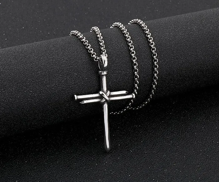 Necklaces VVS Jewerly Nail Cross Pendant Chain VVS Jewelry