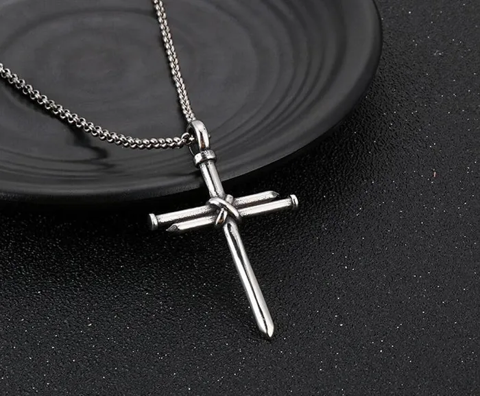 Necklaces VVS Jewerly Nail Cross Pendant Chain VVS Jewelry