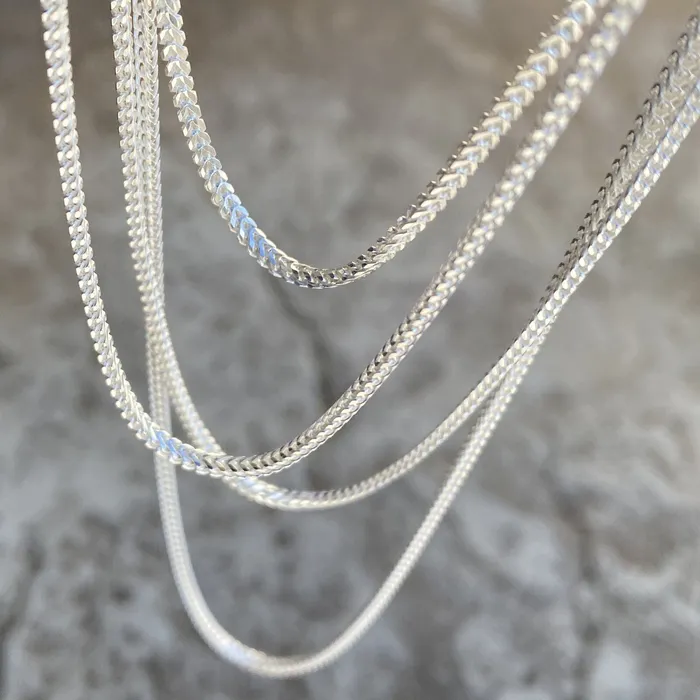 Solid 925 Sterling Silver Franco Chain Necklace Italy 2MM 1624 Bling Cartel Necklaces Solid 925 Sterling Silver Franco Chain Necklace Italy 2MM 1624 Bling Cartel Necklaces