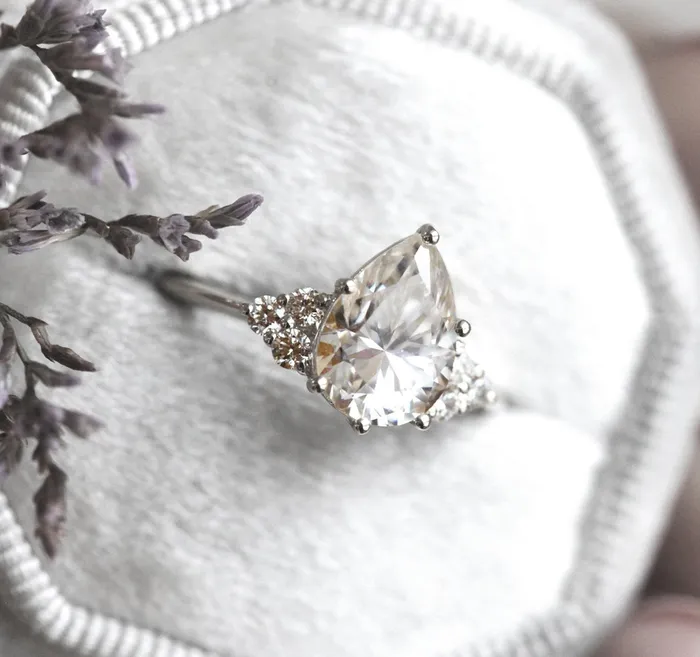 Capucinne Jeanie Engagement Ring Rings