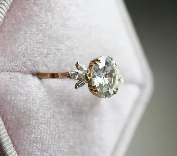 Capucinne Rings Charlize Lab Diamond Ring