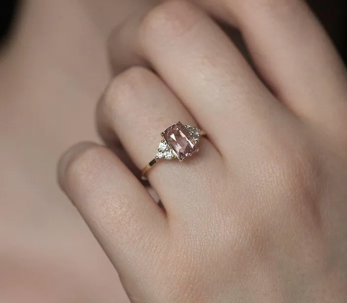 capucinne Rings Rita Peach Sapphire Diamond Ring