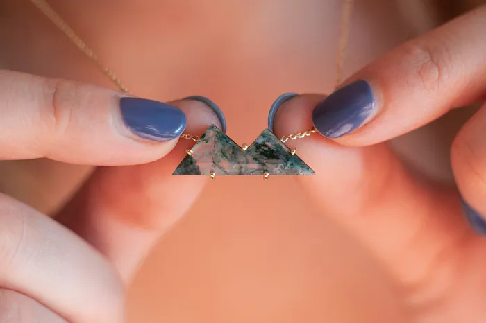 Necklaces Capucinne MountainCut Two Top Moss Agate Necklace