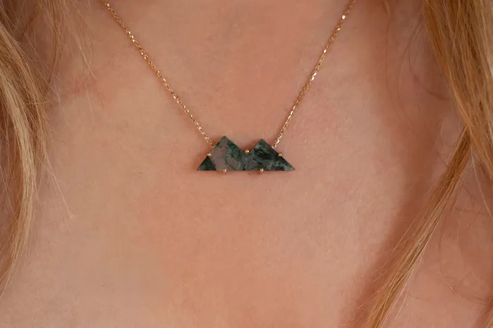 Necklaces Capucinne MountainCut Two Top Moss Agate Necklace