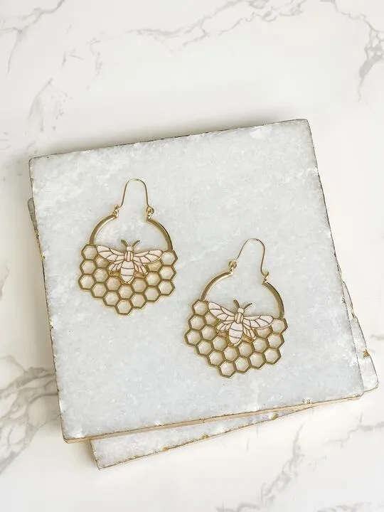 Prep Obsessed JJ Earrings Honeycomb Metal Dangle Earrings Gold