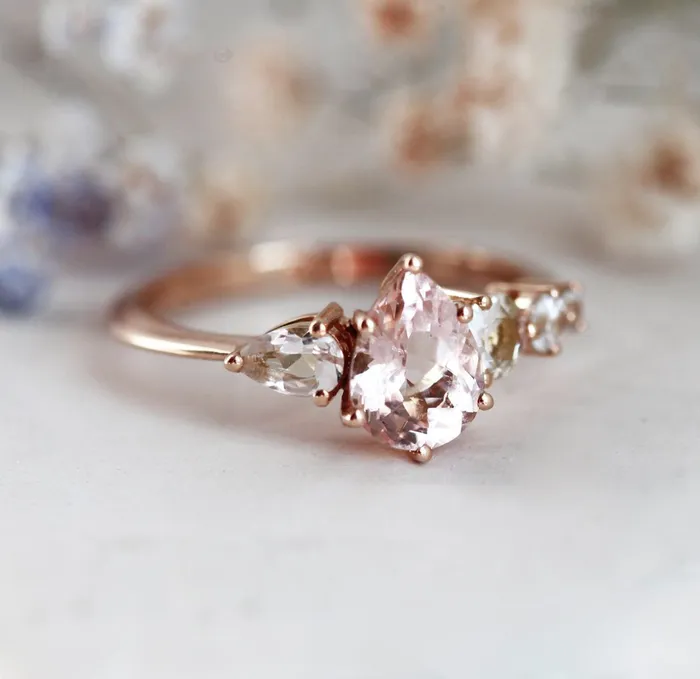 Rings Capucinne Zendaya Pear Morganite Ring