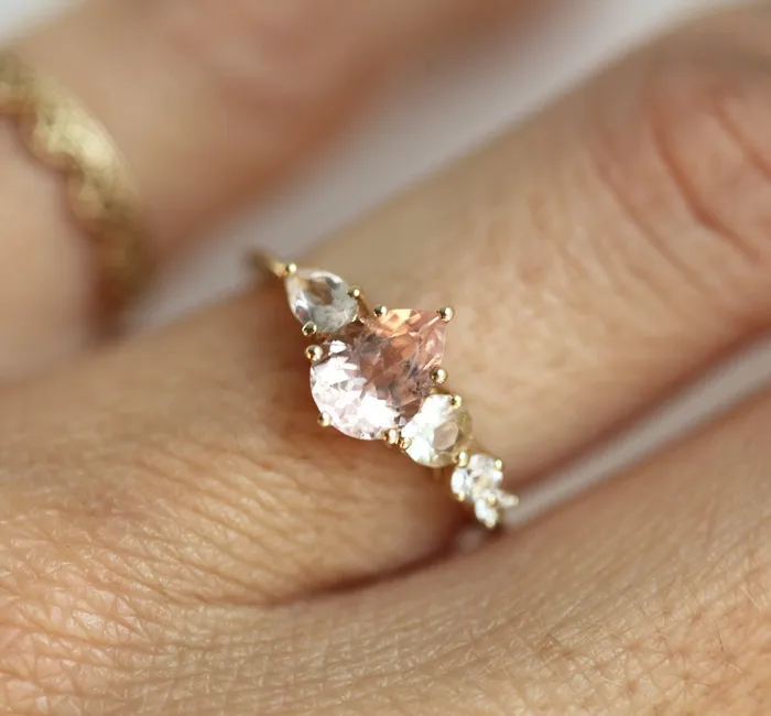Rings Capucinne Zendaya Pear Morganite Ring