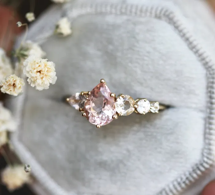 Rings Capucinne Zendaya Pear Morganite Ring
