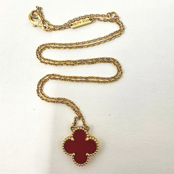 Van Cleef Arpels Necklaces Van Cleef Arpels Alhambra Necklace