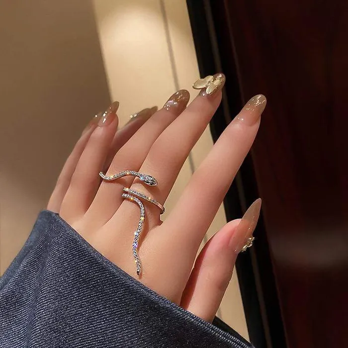 wickedafstore Rings Splendid Snake Shape Ring