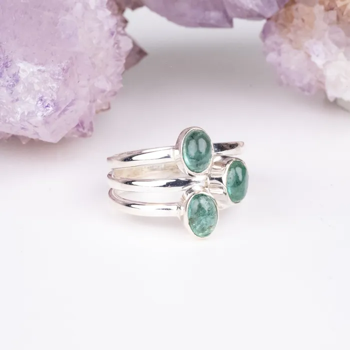 InnerVision Crystals Emerald Ring 6x4mm Size 7 925 Silver Rings