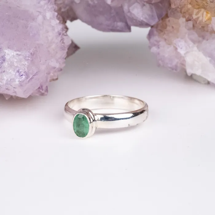 InnerVision Crystals Rings Emerald Ring 6x4mm Size 85 925 Silver