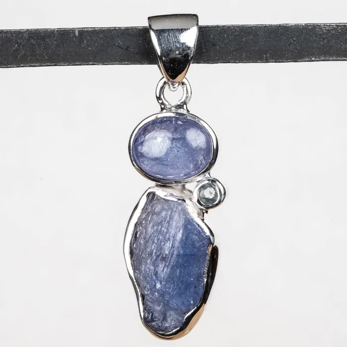 Tanzanite Blue Topaz Pendant 410 g 35x11mm 925 Silver InnerVision Crystals Necklaces Tanzanite Blue Topaz Pendant 410 g 35x11mm 925 Silver InnerVision Crystals Necklaces